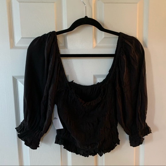 Urban outfitters cold shoulder peasant top crop - Picture 2 of 4